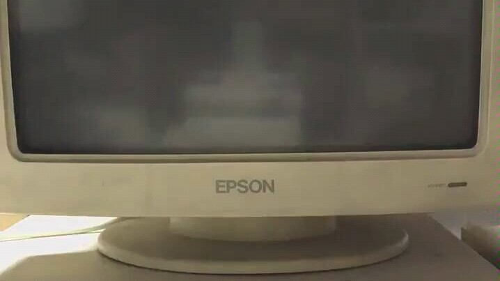 Mở Google trên chiếc máy tính cổ 30 năm trước.