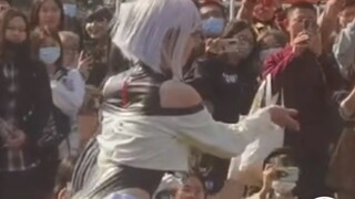 【التسجيل في النادي】عمل محموم من قبل لوسي