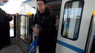 Gunakan tujuh moda transportasi keliling kota dan lakukan perjalanan tanpa tujuan bersama Vtuber!