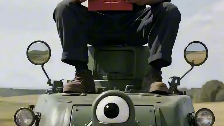 Ruthless critiques of photos in the comments section!