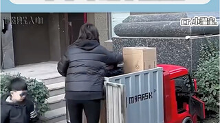 #مهارات القيادة# يبدو وكأنه تدرّب على مهارات القيادة منذ أن كان في رحم أمه!