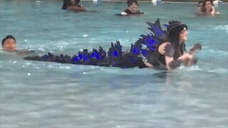 Godzilla ra biển