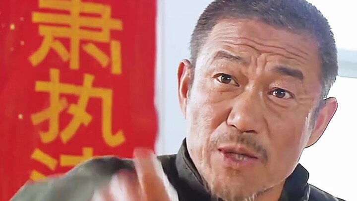 In order to prove that the cow was his, the old man took the cow to the court and shocked everyone!