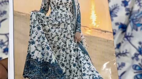 ✨ خوبصورت ہیوی ایمبرائیڈری فراک | شاہانہ انداز، دلکش ڈیزائن اور بہترین کوالٹی 👗💖