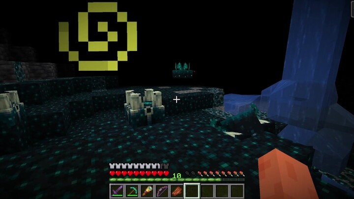 监守者：何人在殿外喧哗