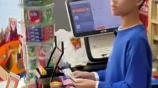 Cara cerdik anak laki-laki mengatasi pencuri