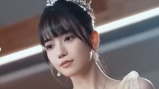 Dikhianati kakak dan tunangannya,gadis itu jatuh ke pelukan paman CEO