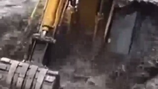 Excavator: Protocol 3, Protect the Iron Rider