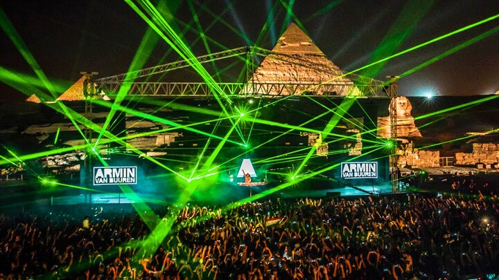 Armin van Buuren live at FSOE 500 (The Great Pyramids Of Giza, Egypt) 🇪🇬 (September 15, 2017)