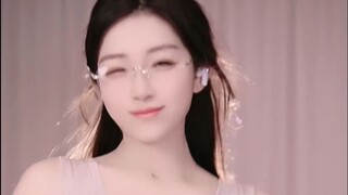 สาวขนตา