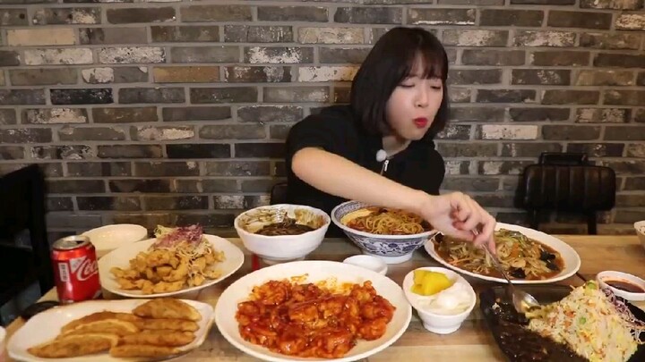 noodle challenge mukbang