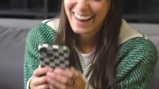 有这样的女友一起看电影能绷住的都是神人了