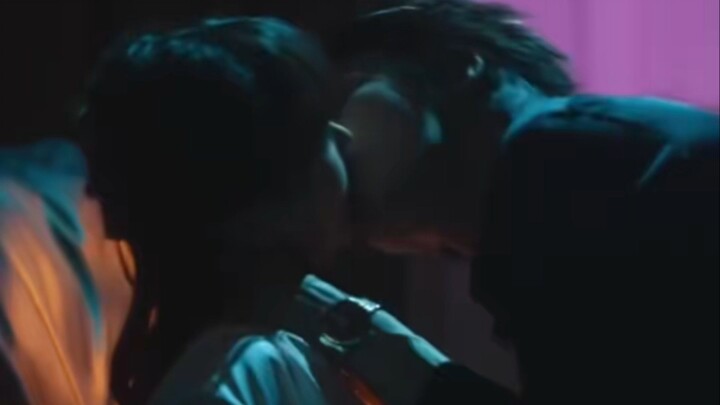 Ma Yiyan & Tang Qiqi - Your Cat Became My Girlfriend《你的猫咪成女友了》Eng Sub