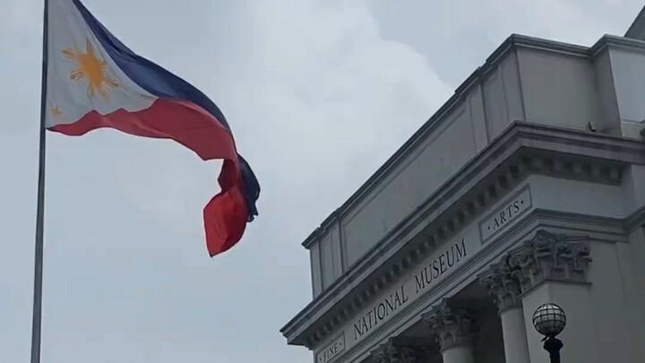🌺爱来爱去不知道在爱些什么