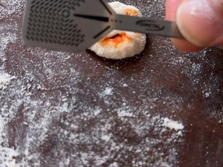 Oliba Pizza Grabbing