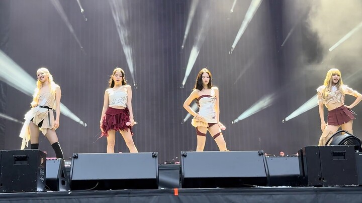 After many years, Blackpink performs together on stage again—“Lovesick Girls”