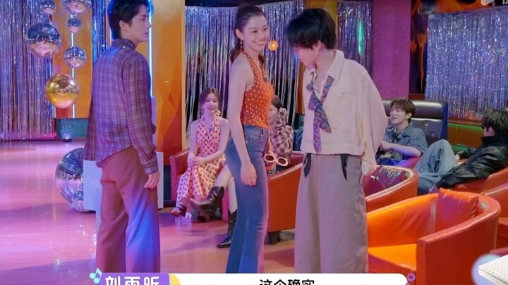 Lưu Vũ Hiên dạy Trương Tân Thành nhảy popping, buổi hướng dẫn trực tiếp đã lên sóng rồi