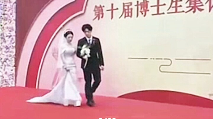 A Paradise for Intellectual Romantics!