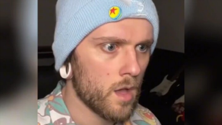 I just realized now—Pixar’s attention to detail is seriously spine-tingling!