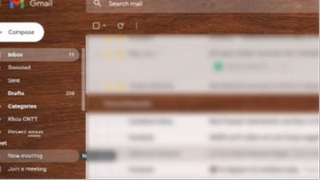 Họp trực tuyến bằng Google Meet.