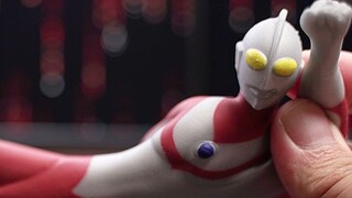 About my Ultraman can't stand up