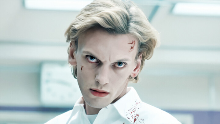 Help! This crazy beauty is biting her belt—how can anyone handle this?! 🥵🆘