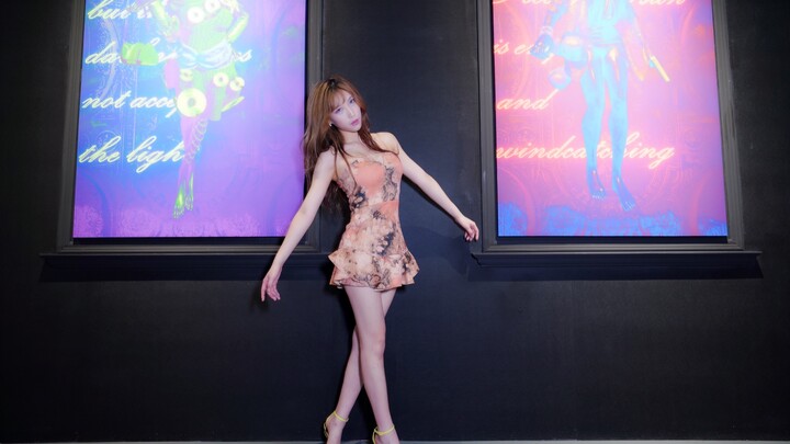 [Natsu Summer] Sunmi - LALALAY [A dazzling floral world, vibrant flowers and butterflies]
