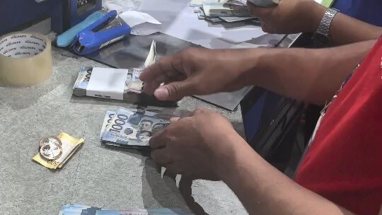 没有一朵花，从一开始就是花，也没有一朵花，到最后仍然是花。新的一天！早安！