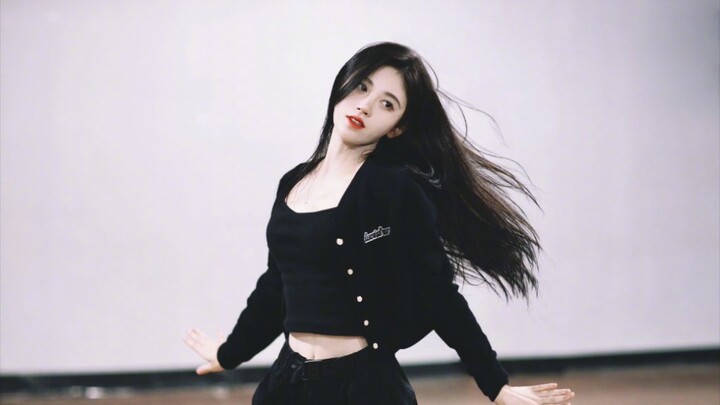 卧槽？她拿的是重生文女主剧本吧！
