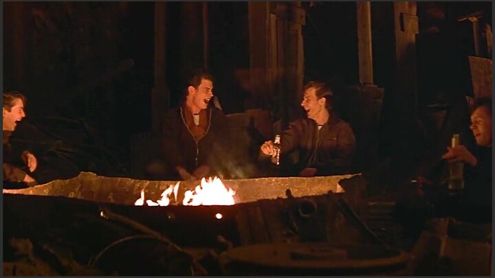 قام زوج الأم بضرب الصبي بالأيدي والأقدام، لكنه ظل صبورًا وصبورًا، وقوته الداخلية هي التي صنعت منه ال