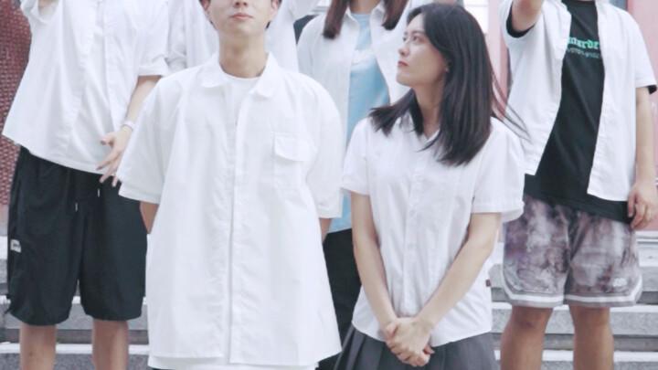 Mùa hè nóng thế này, chúng ta biến mối tình thầm lặng thành tình yêu nồng cháy đi!