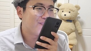 مؤدي صوت غير محترف مقابل مؤدي صوت محترف