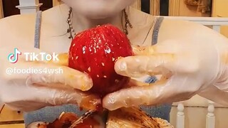 Mukbang độc lạ binh2 dương