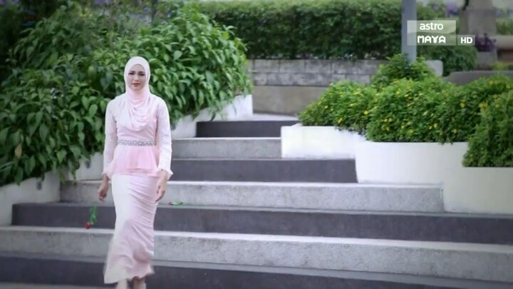 cik sombong cik bunga ep 13