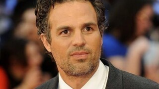 [Bruce Banner] Saat aku memakai sarung tangan, aku benar-benar ingin mencoba membawanya kembali
