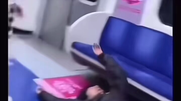 Beginner’s Guide: How to Get Someone to Give Up Their Seat on the Subway