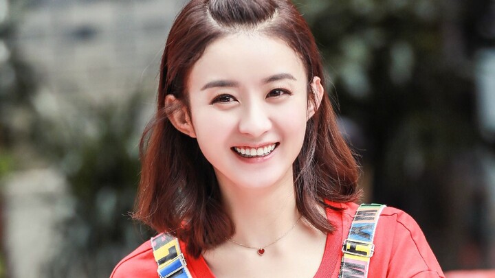 42 ผลงานสะท้อนเส้นทางการเติบโตของจ้าวลี่อิง