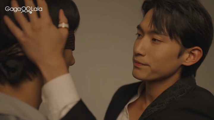 As that one song goes... "Just come kiss me and bite me"💋