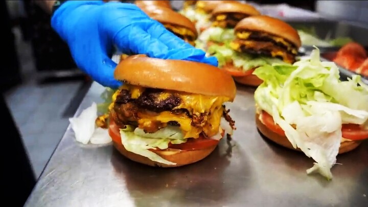 Korea Street Food " Burger Keju dan Daging Super Lumer dan Jumbo " yg Sedang Viral di Korea