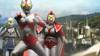 Apa jadinya jika kamu mengirimkan trailer Ultra Galaxy Fighting Season 2 ke teman sekelas perempuanm