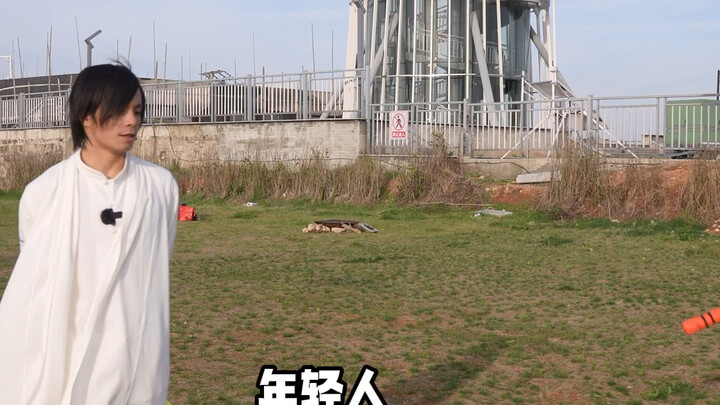 Pertarungan antara pria sejati ini benar-benar sulit diprediksi siapa yang menang!