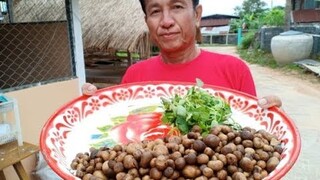 แกงเห็ดเผาะใส่ผักอีตู่หอมๆมีแต่ดอกอ่อนๆพี่น้อง!!