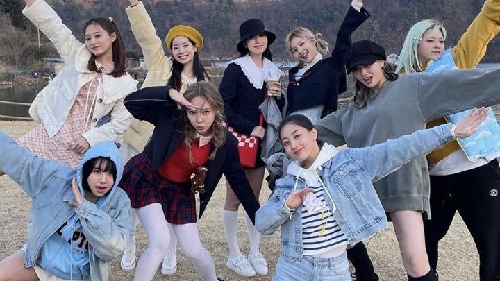 Twice - Just Be Yourself (Rominized) Lyrics