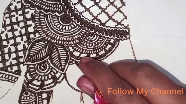 Stunning Arabic Mehendi Design Step by Step Tutorial