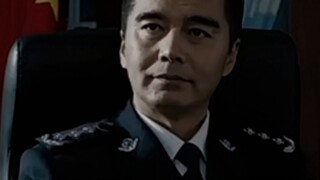 Lớp trưởng, anh xem chuyện ủy viên kỷ luật của tôi đi...