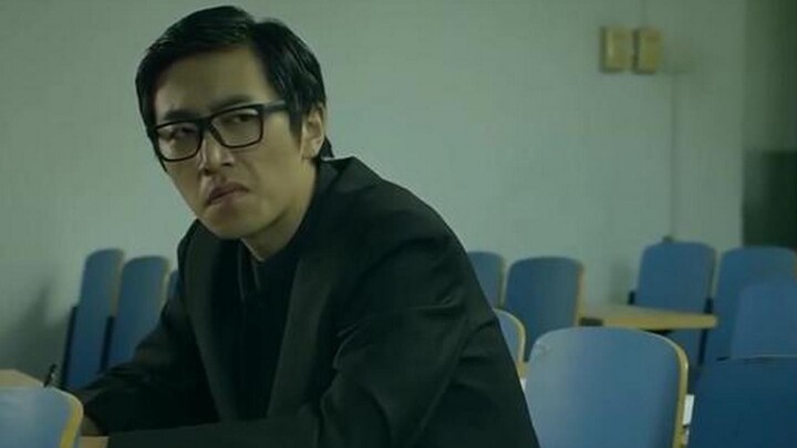 Four famous scenes of cheating in exams: Wang Dachui reads Braille with his feet and cheat sheets ar