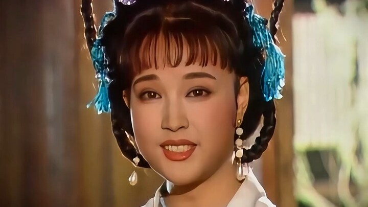 At just fourteen, Wu Meiniang caught Emperor Taizong Li Shimin’s favor as soon as she entered the pa