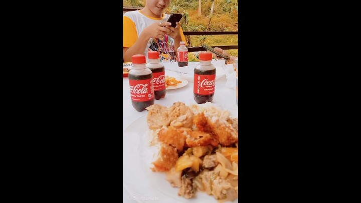 YUNG GUTOM KA PERO WALANG PAG KAIN SA BAHAY KAYA DUMAYO KAPA PARA MAKAKAIN😂