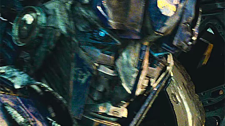 Đeo mặt nạ vào là chẳng còn yêu ai, chuẩn bị đầu hàng đi!