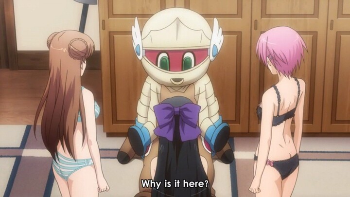 Memasuki ruang ganti dengan diam-diam